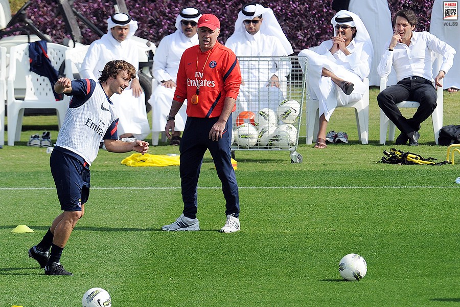 包含Rookie赛事官方发布回归赛场新规，巴黎圣日耳曼争议不断！的词条