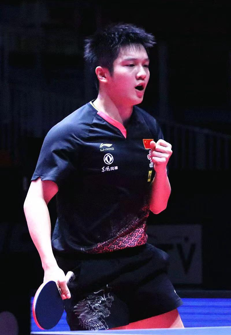 九游体育-Ning回归赛场，逆转首场状态亮眼，巴黎圣日耳曼观众沸腾！的简单介绍